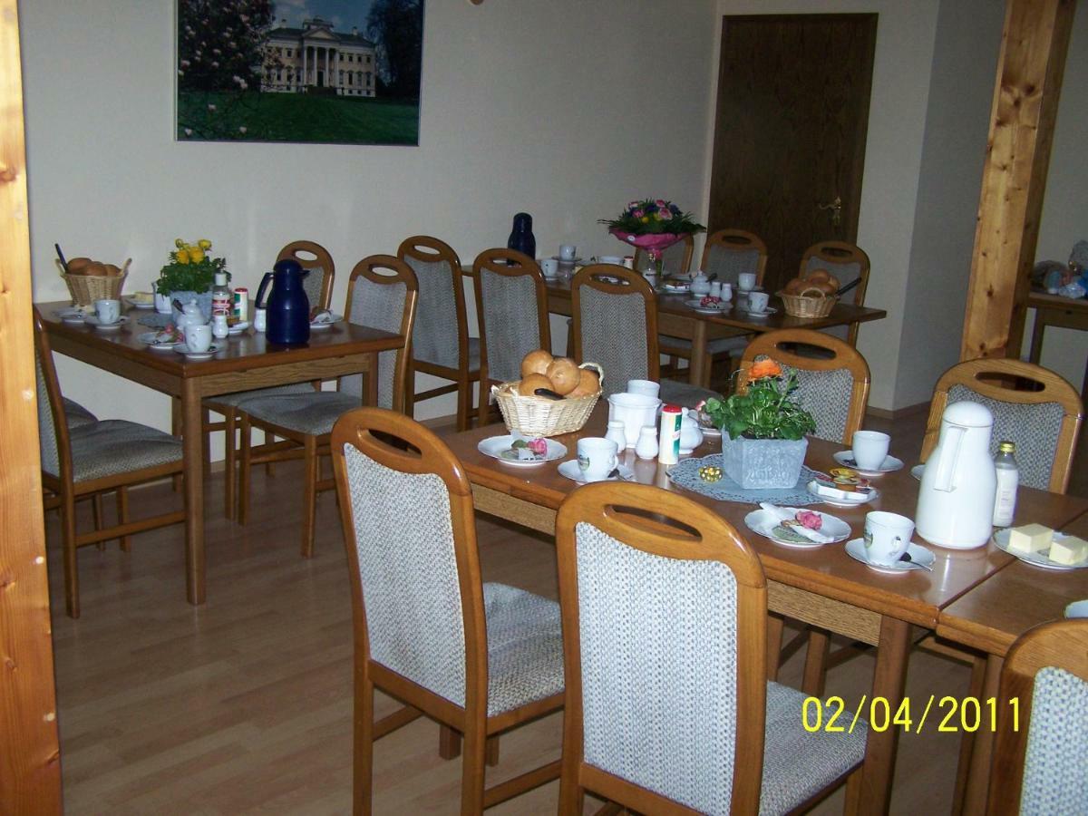 Pension Am Park Woerlitz Ngoại thất bức ảnh